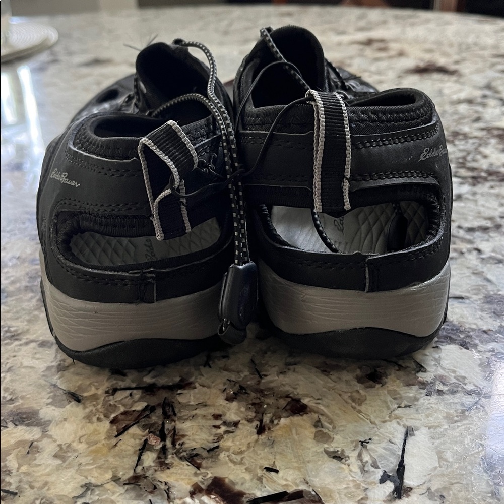 Eddie Bauer Black water shoes. Size 10M (runs big) NWT - Picture 2 of 4